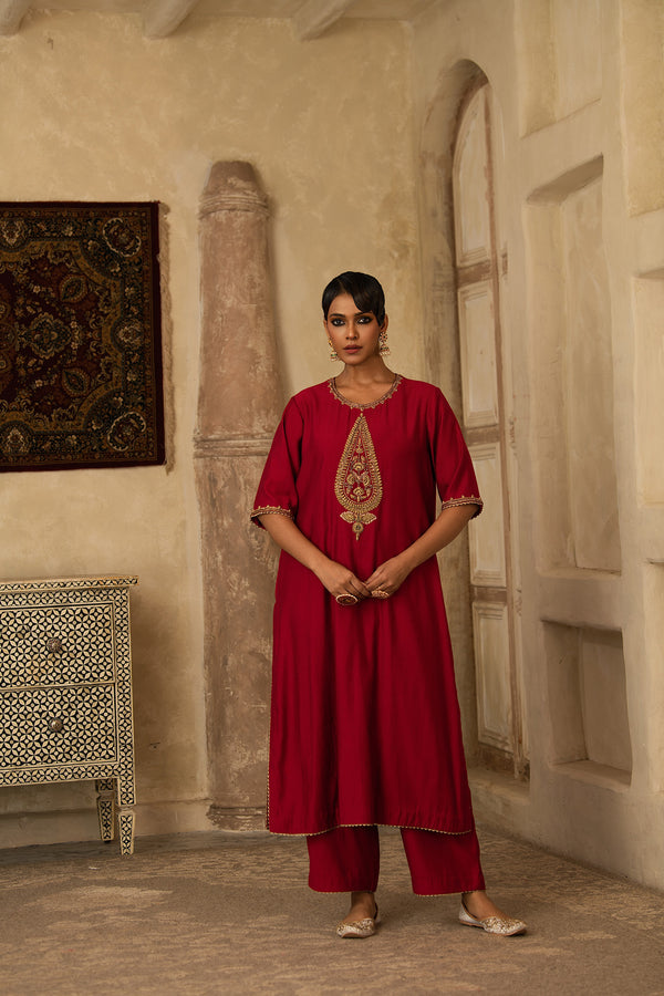 PINK MUGHAL AMBI SUIT SET